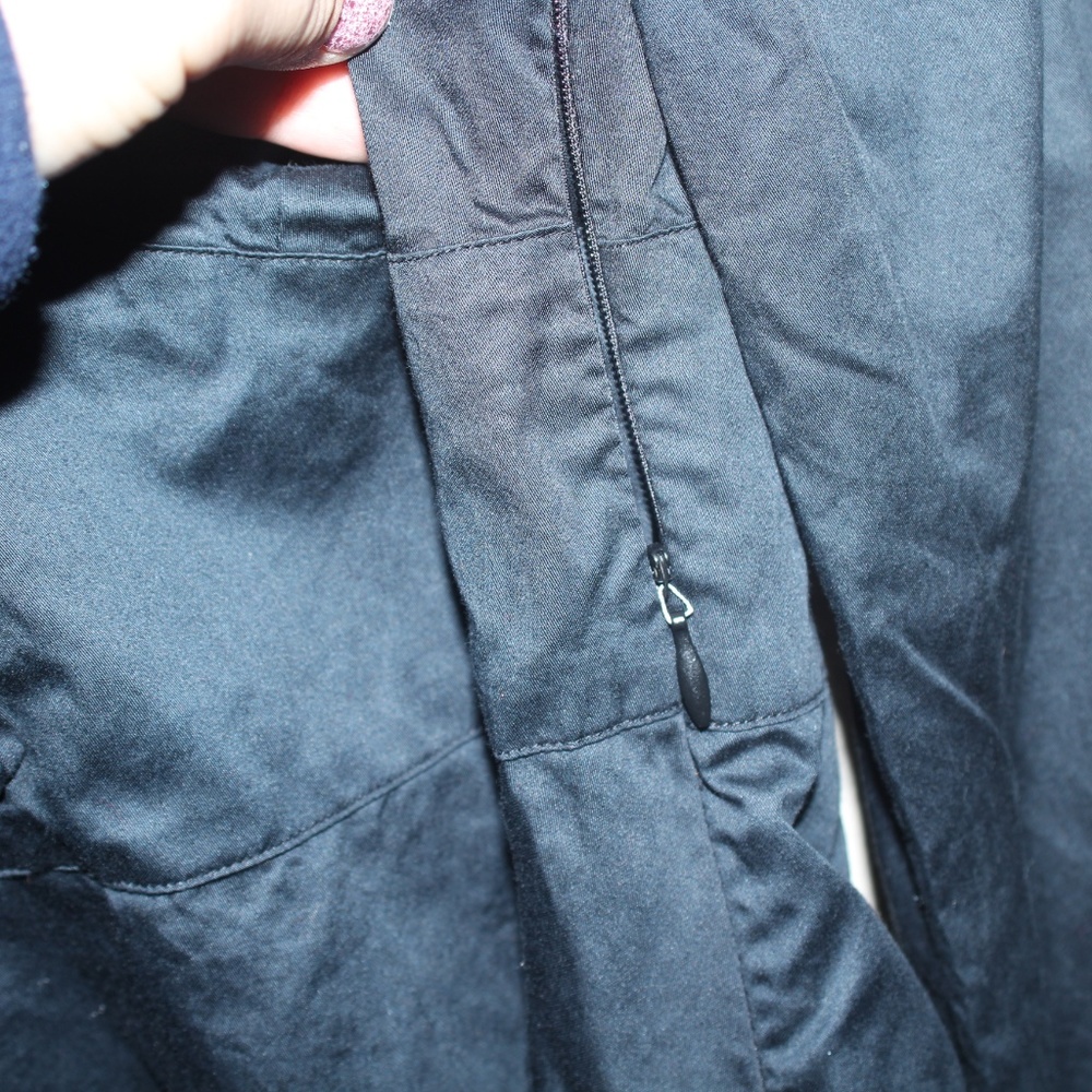 5/$25 ๐ Massimo Dutti Black Long sleeve Blouse - Picture 8 of 8